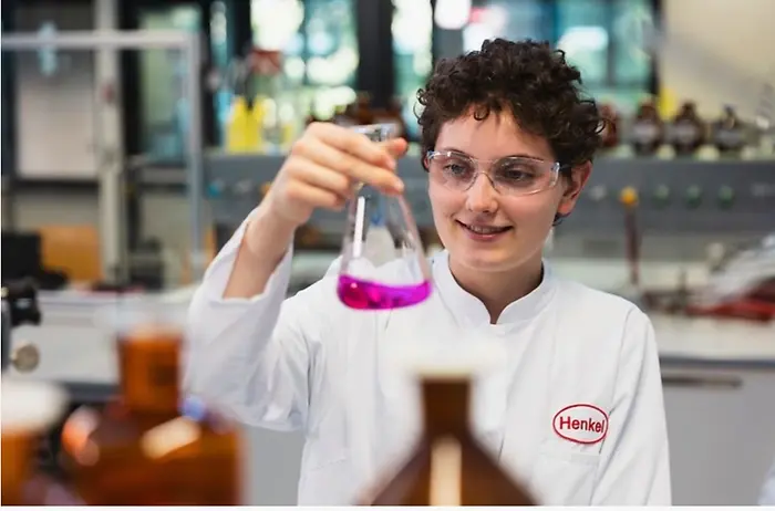 Scientist in a laboratory 
